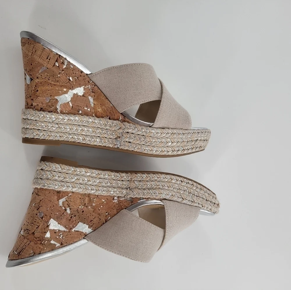 Nine West Hues Wedge Sandal Size 6.5‎ New